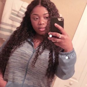 Meet your Posher, Janieya